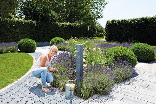 Fuente de Jardin Granito Oscuro Graf
